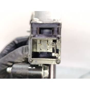ELEVALUNAS ELECTRICO TRASERO DERECHO 