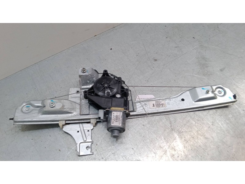 Recambio de elevalunas electrico delantero derecho para peugeot 208 i (ca_, cc_) 1.6 hdi / bluehdi 75 referencia OEM IAM 9674254