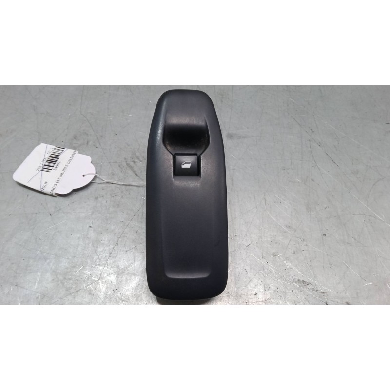 Recambio de mando elevalunas delantero derecho para peugeot 208 i (ca_, cc_) 1.6 hdi / bluehdi 75 referencia OEM IAM   
