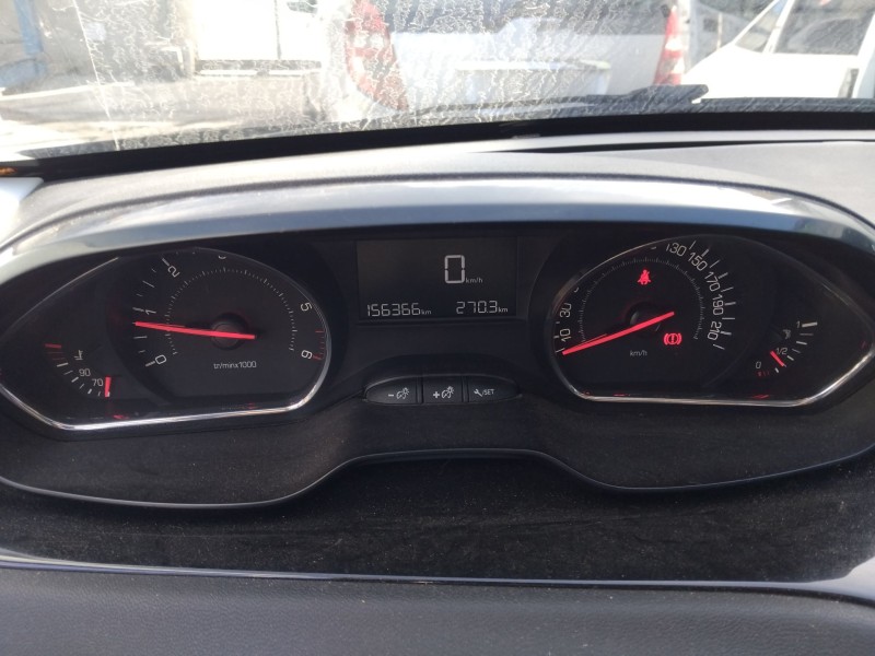 peugeot 208 i (ca_, cc_) del año 2014