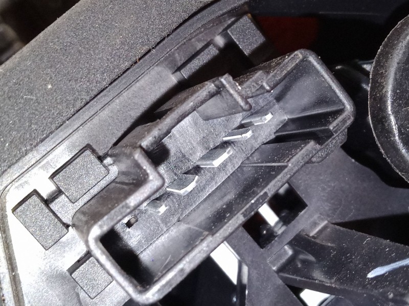 Recambio de piloto trasero izquierdo para peugeot 208 i (ca_, cc_) 1.6 hdi / bluehdi 75 referencia OEM IAM 98103430800  