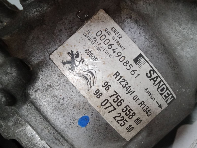 Recambio de compresor aire acondicionado para peugeot 208 i (ca_, cc_) 1.6 hdi / bluehdi 75 referencia OEM IAM 9675655880 980772