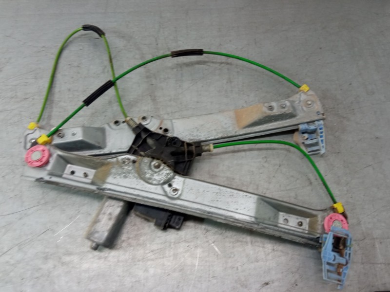 Recambio de elevalunas electrico izquierdo 3p para opel corsa d (s07) 1.4 (l08, l68) referencia OEM IAM 013188487  