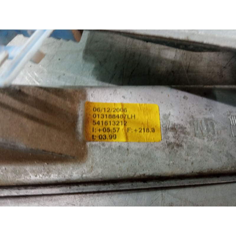 Recambio de elevalunas electrico izquierdo 3p para opel corsa d (s07) 1.4 (l08, l68) referencia OEM IAM 013188487  