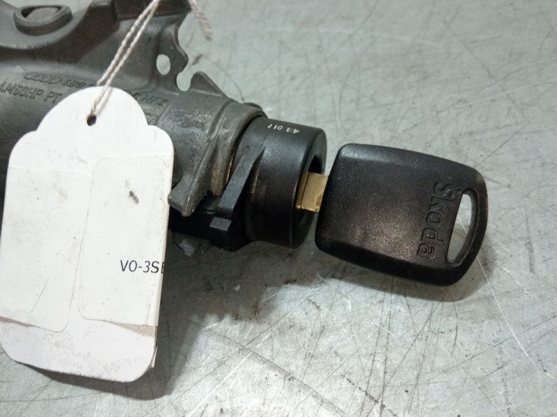 Recambio de clausor para skoda octavia i (1u2) 1.9 tdi referencia OEM IAM 4B0905851C  