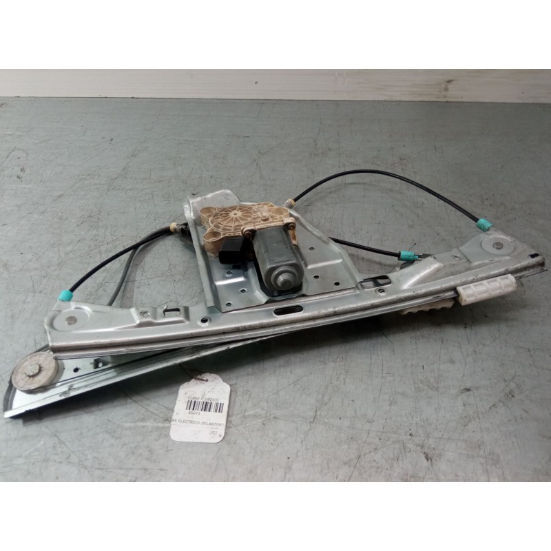 Recambio de elevalunas electrico delantero derecho para mercedes-benz clase c (w203) c 220 cdi (203.006) referencia OEM IAM A211