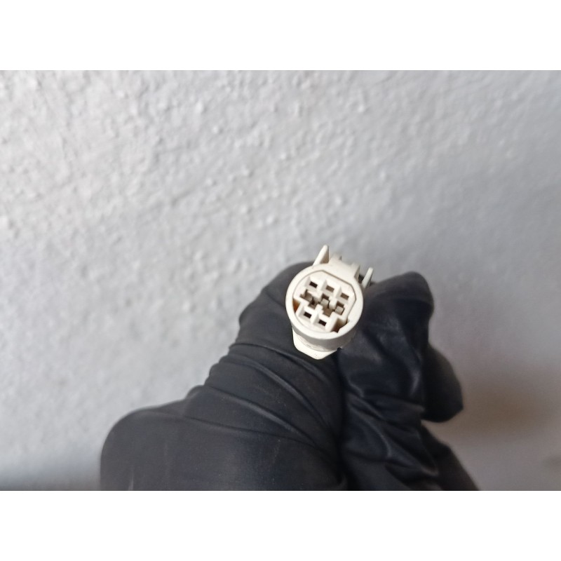 Recambio de retrovisor electrico izquierdo para toyota corolla verso (_e12_) 2.0 d-4d (cde120_) referencia OEM IAM   