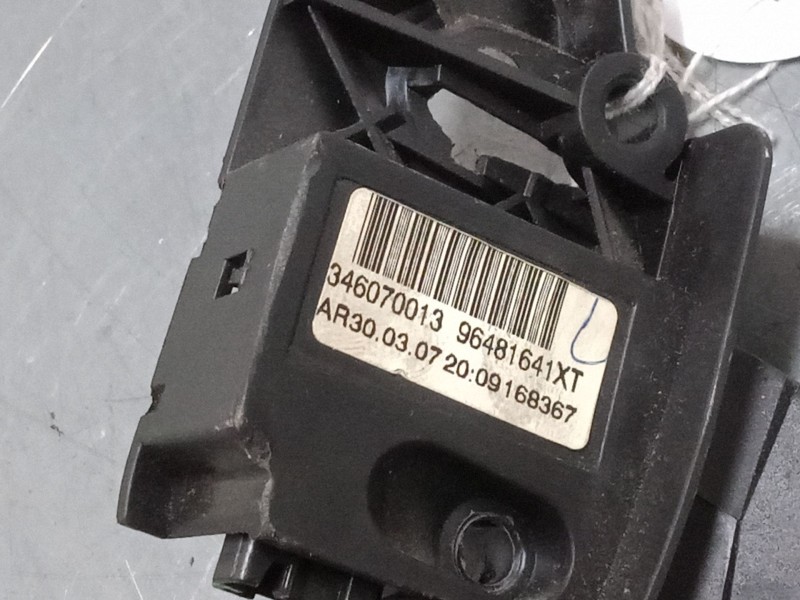 Recambio de levas volante derecha para citroën c4 grand picasso i (ua_) 1.6 hdi referencia OEM IAM 96481641XT  