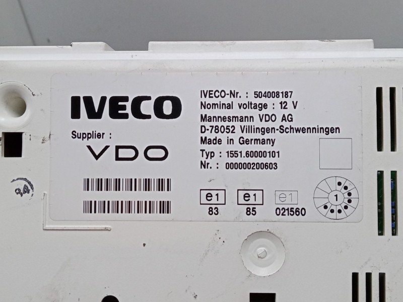 Recambio de cuadro instrumentos para iveco camion transporte botellas o bombonas 50c13 referencia OEM IAM 504008187  