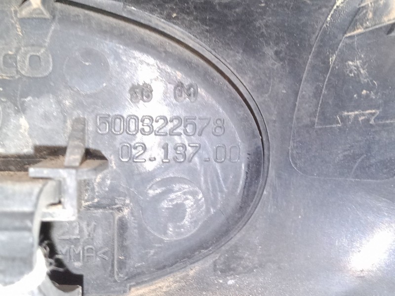 Recambio de intermitente lateral izquierdo para iveco camion transporte botellas o bombonas 50c13 referencia OEM IAM   