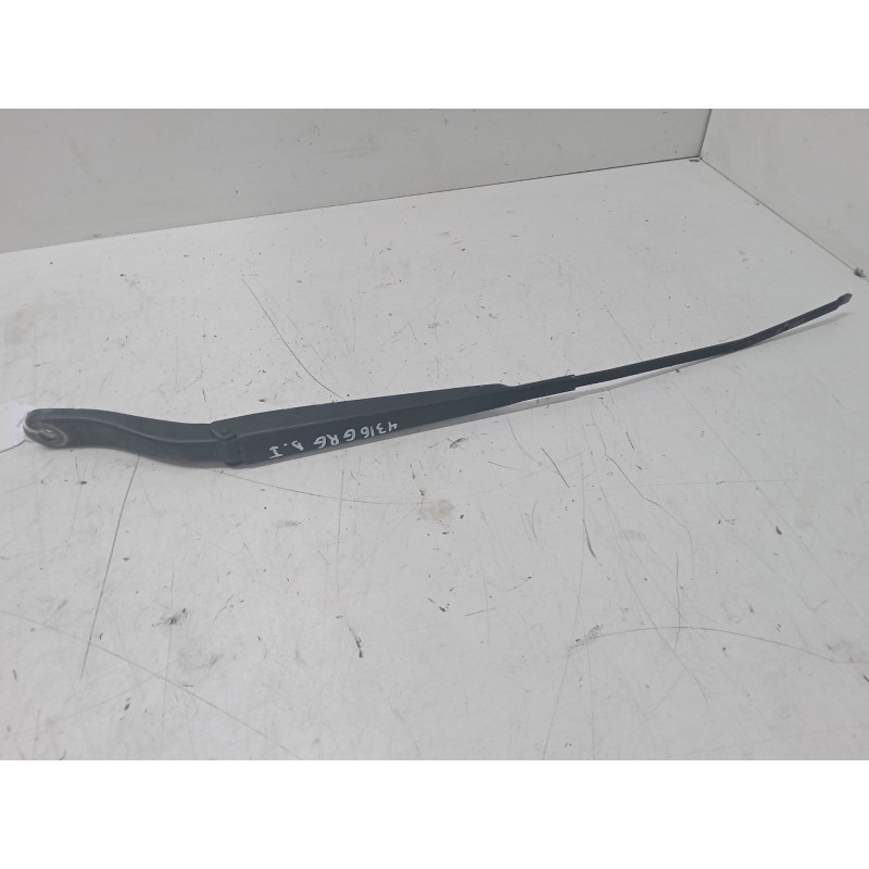 Recambio de brazo limpia delantero izquierdo para renault megane iii grandtour (kz0/1) 1.5 dci (kz1m, kz1w, kz0r) referencia OEM