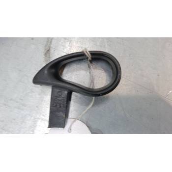 TIRADOR ASIENTO ABATIBLE IZQUIERDO 