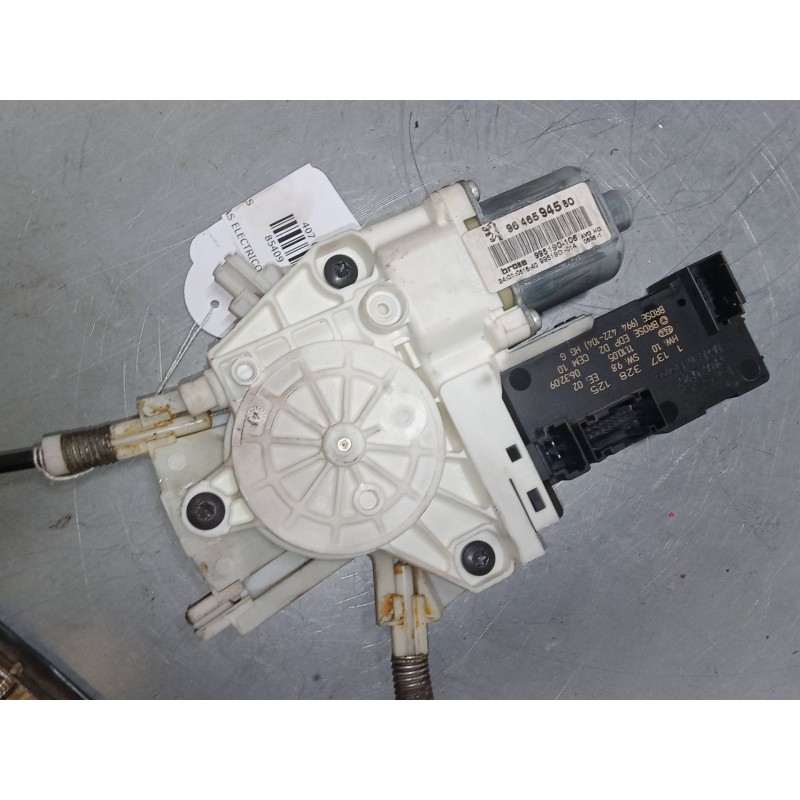 Recambio de elevalunas electrico delantero izquierdo para peugeot 407 (6d_) 2.0 16v (6drfjc, 6drfje, 6drfjf) referencia OEM IAM 