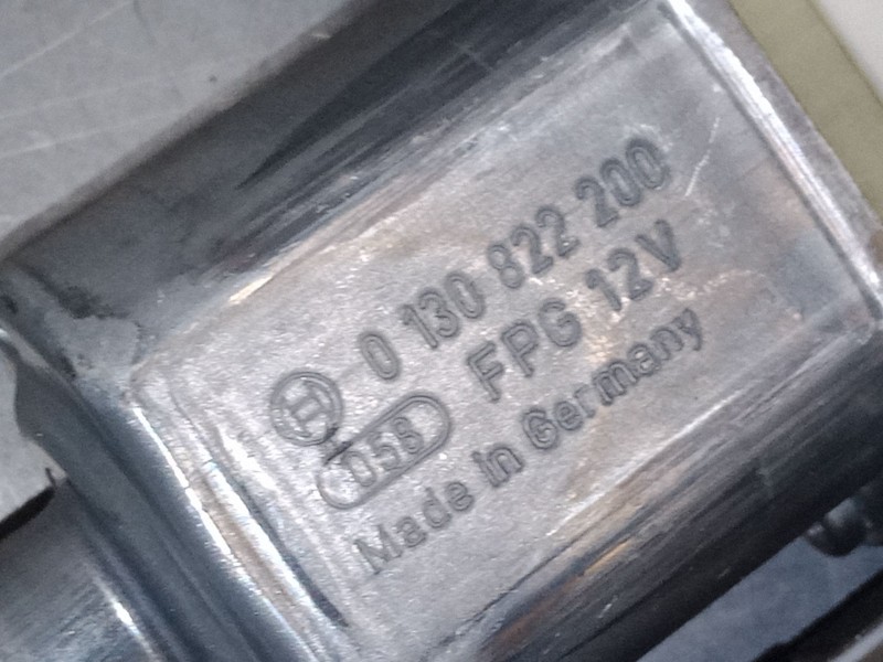 Recambio de elevalunas electrico delantero izquierdo para peugeot 407 (6d_) 2.0 16v (6drfjc, 6drfje, 6drfjf) referencia OEM IAM 