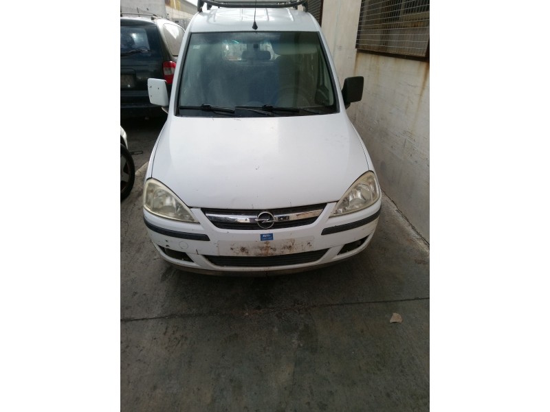 opel combo tour del año 2004