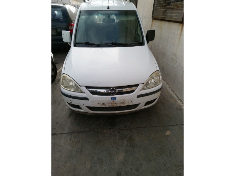 opel combo tour del año 2004