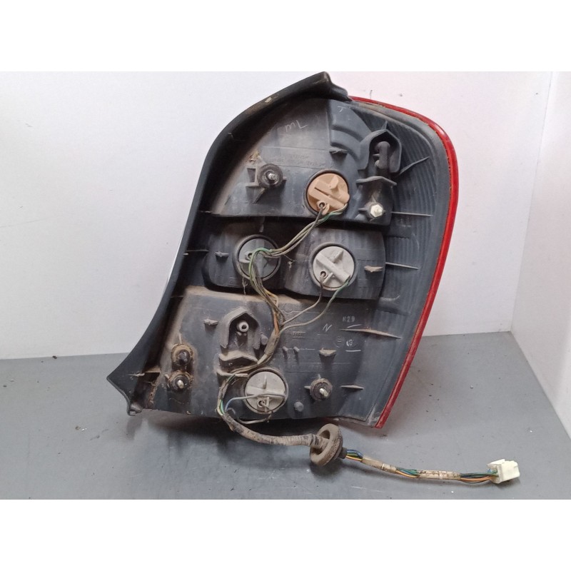 Recambio de piloto trasero izquierdo para mazda 323 f vi hatchback (bj) 1.5 16v (bj5w) referencia OEM IAM   