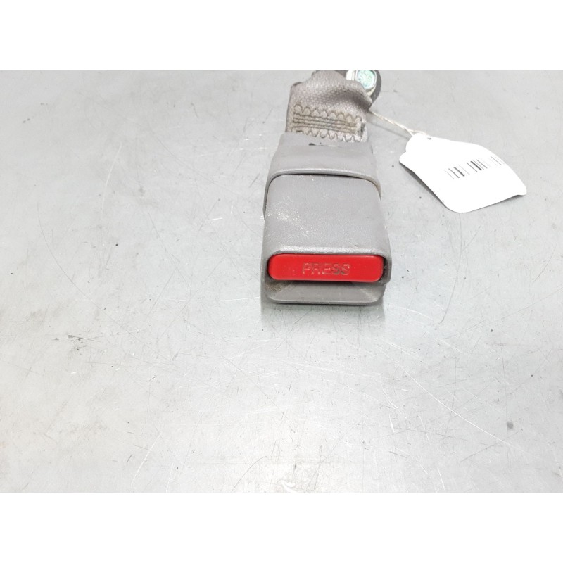 Recambio de cinturon seguridad delantero central para isuzu d-max i (tfr, tfs) 3.0 ditd (tfr85_) referencia OEM IAM   
