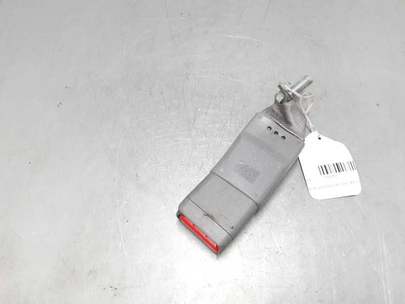 Recambio de cinturon seguridad delantero central para isuzu d-max i (tfr, tfs) 3.0 ditd (tfr85_) referencia OEM IAM   