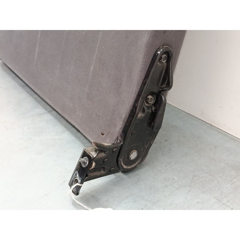 Recambio de asiento delantero derecho para isuzu d-max i (tfr, tfs) 3.0 ditd (tfr85_) referencia OEM IAM   