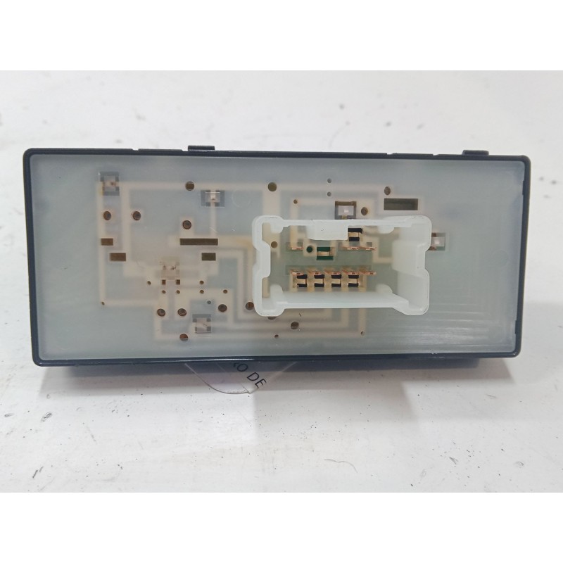 Recambio de mando elevalunas delantero derecho para nissan qashqai ii (j11, j11_) 1.3 dig-t referencia OEM IAM   