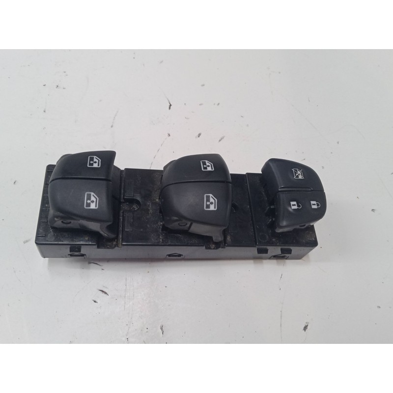 Recambio de mando elevalunas delantero izquierdo para nissan qashqai ii (j11, j11_) 1.3 dig-t referencia OEM IAM   