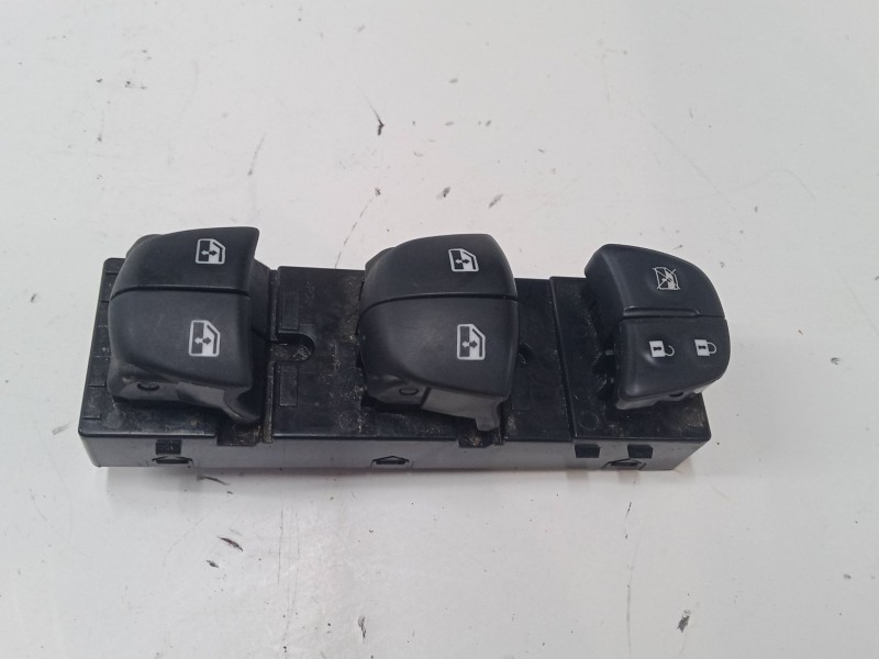 Recambio de mando elevalunas delantero izquierdo para nissan qashqai ii (j11, j11_) 1.3 dig-t referencia OEM IAM   