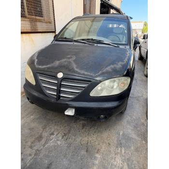 SSANGYONG RODIUS I de desguace