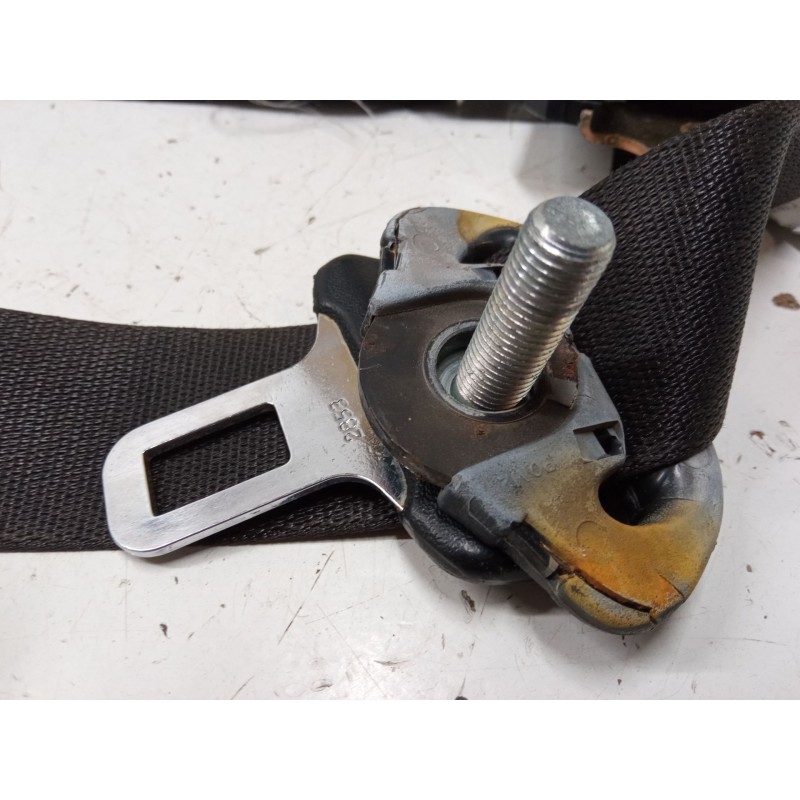 Recambio de cinturon seguridad delantero izquierdo para opel kadett e hatchback (t85) 1.8 i (c08, c48, d08, d48) referencia OEM 