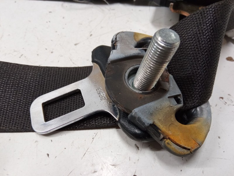 Recambio de cinturon seguridad delantero izquierdo para opel kadett e hatchback (t85) 1.8 i (c08, c48, d08, d48) referencia OEM 