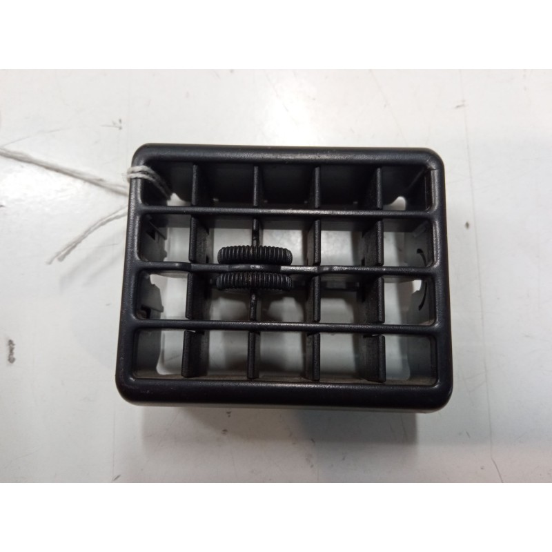 Recambio de aireador central derecho para opel kadett e hatchback (t85) 1.8 i (c08, c48, d08, d48) referencia OEM IAM   