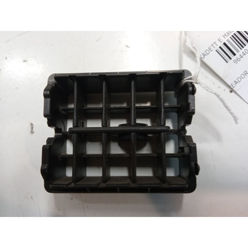 Recambio de aireador central derecho para opel kadett e hatchback (t85) 1.8 i (c08, c48, d08, d48) referencia OEM IAM   