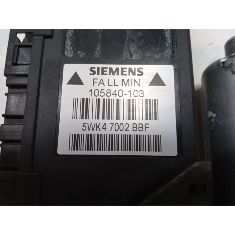 Recambio de motor elevaluna delantero izquierdo para audi a4 b6 avant (8e5) 1.9 tdi referencia OEM IAM   
