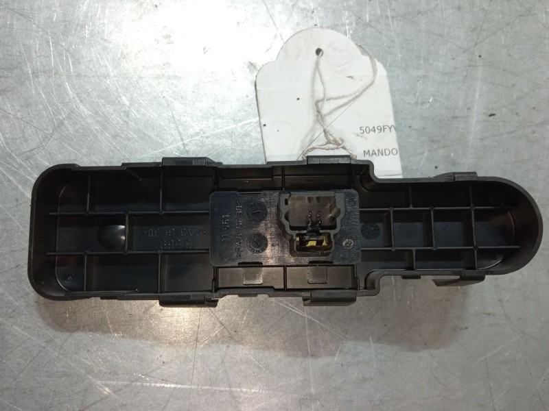 Recambio de mando elevalunas delantero derecho para lancia phedra (179_) 2.0 d multijet (179.axl1b, 179.bxl1b) referencia OEM IA