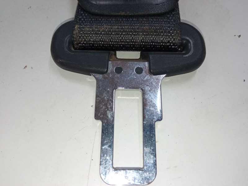 Recambio de cinturon seguridad trasero central para opel zafira tourer c (p12) 1.6 cdti (75) referencia OEM IAM   