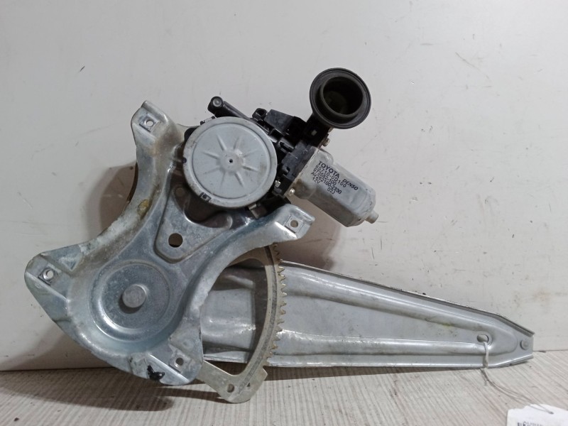 Recambio de elevalunas electrico trasero izquierdo para toyota auris (_e15_) 1.33 dual-vvti (nre150_) referencia OEM IAM   