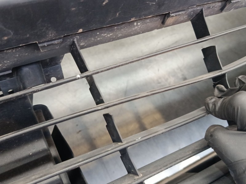 Recambio de paragolpes delantero para dacia dokker furgoneta/monovolumen 1.6 lpg referencia OEM IAM   