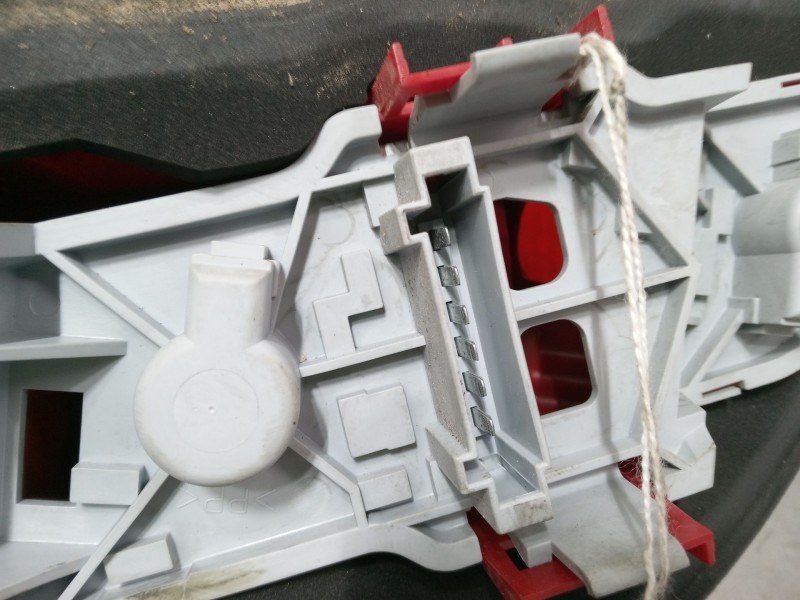 Recambio de piloto trasero derecho para mercedes-benz clase a (w169) a 170 (169.032, 169.332) referencia OEM IAM A1698201064R  