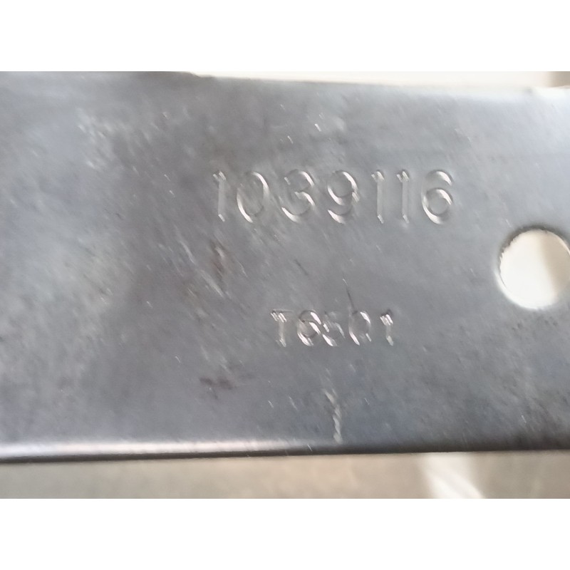 Recambio de anclaje cinturon delantero derecho para honda civic viii hatchback (fn, fk) 1.8 (fn1, fk2) referencia OEM IAM   