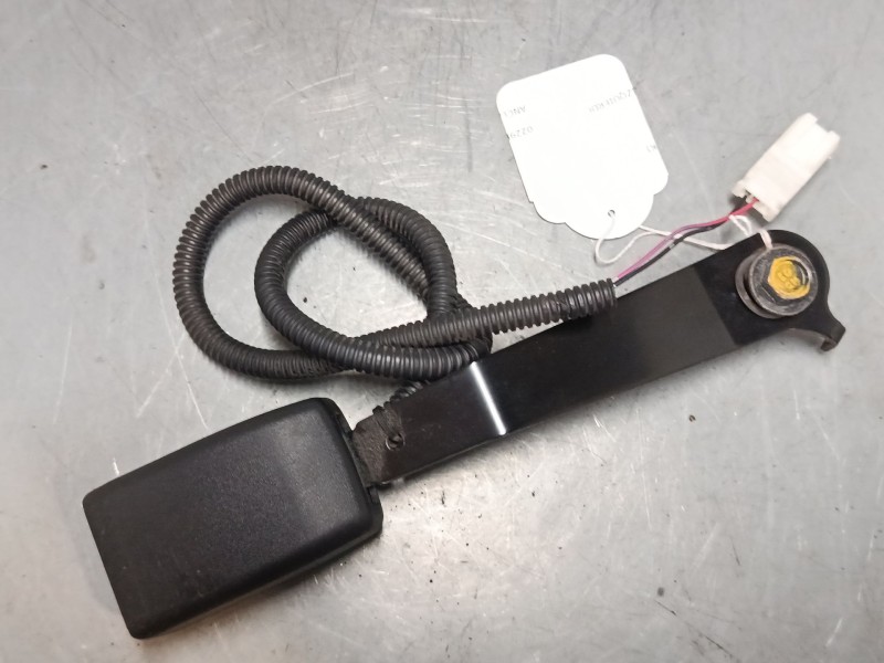 Recambio de anclaje cinturon delantero izquierdo para honda civic viii hatchback (fn, fk) 1.8 (fn1, fk2) referencia OEM IAM   