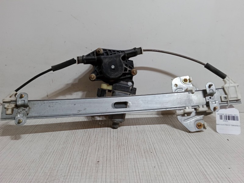 Recambio de elevalunas electrico trasero derecho para hyundai accent iii sedán (mc) 1.4 gl referencia OEM IAM   