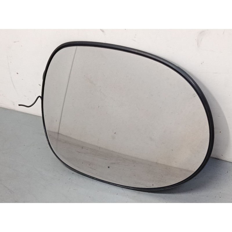 Recambio de cristal retrovisor derecho para honda civic viii hatchback (fn, fk) 1.8 (fn1, fk2) referencia OEM IAM 261698  