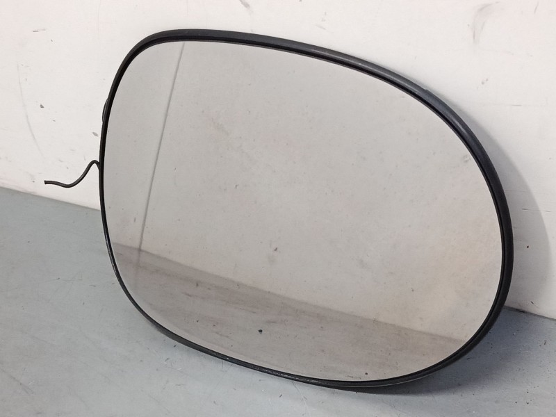 Recambio de cristal retrovisor derecho para honda civic viii hatchback (fn, fk) 1.8 (fn1, fk2) referencia OEM IAM 261698  