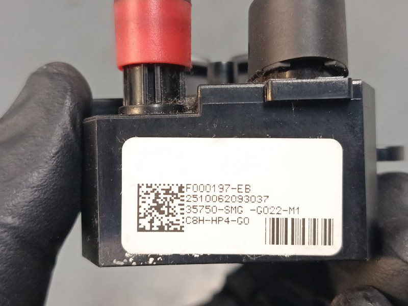 Recambio de mando elevalunas delantero izquierdo para honda civic viii hatchback (fn, fk) 1.8 (fn1, fk2) referencia OEM IAM 8354