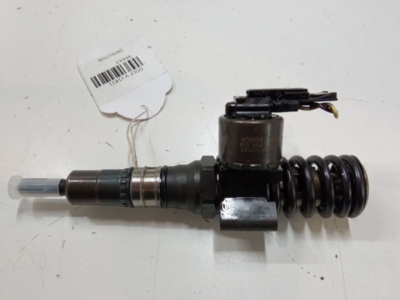 Recambio de inyector para volkswagen golf v (1k1) 2.0 tdi 16v referencia OEM IAM 0414720403  