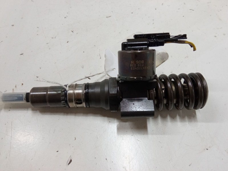 Recambio de inyector para volkswagen golf v (1k1) 2.0 tdi 16v referencia OEM IAM 0414720403  