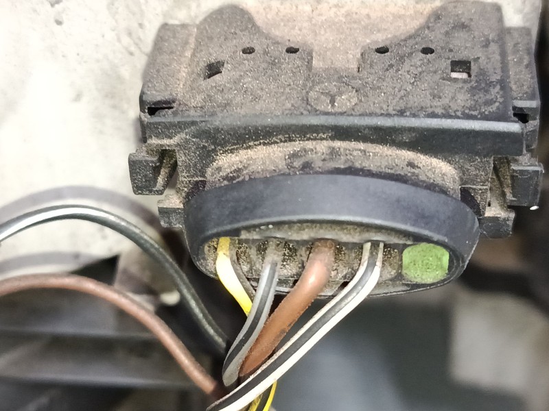 Recambio de faro izquierdo para mercedes-benz clase a (w168) a 210 (168.035, 168.135) referencia OEM IAM A1688202361  