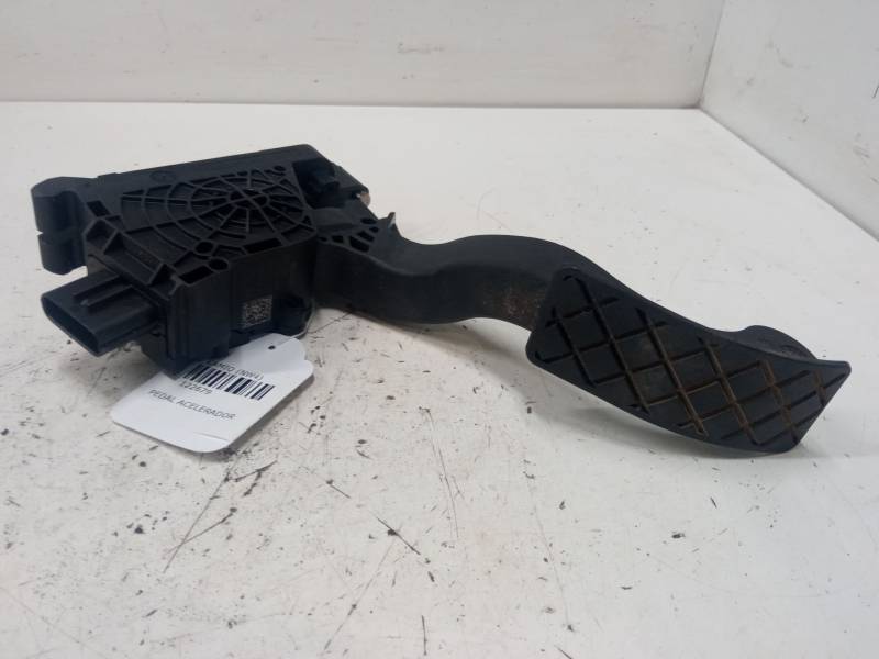 PEDAL ACELERADOR 2Q1723503 