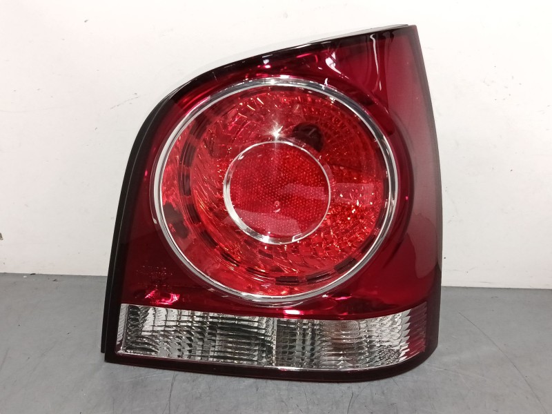 Recambio de piloto trasero derecho para volkswagen polo iv (9n_, 9a_) 1.4 16v referencia OEM IAM   