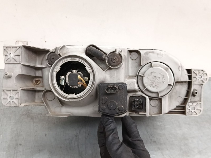 Recambio de faro izquierdo para hyundai coupe i (rd) 1.6 i 16v referencia OEM IAM   